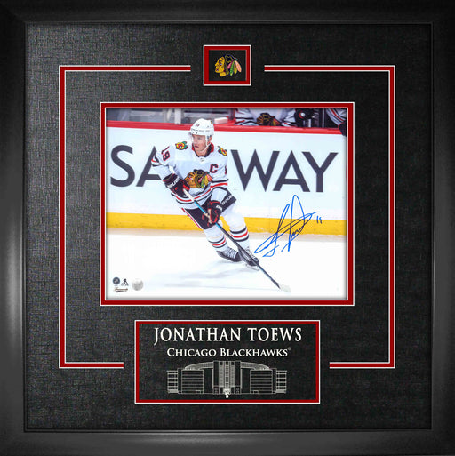 Jonathan Toews Signed 8x10 Etched Mat Blackhawks White Skating - Frameworth Sports Canada 
