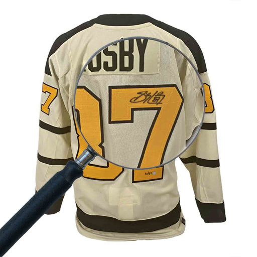 Magnified Sidney Crosby signature