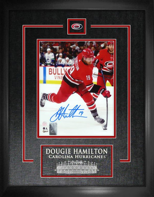 Dougie Hamilton Carolina Hurricanes Signed Framed 8x10 Shooting Photo - Frameworth Sports Canada 